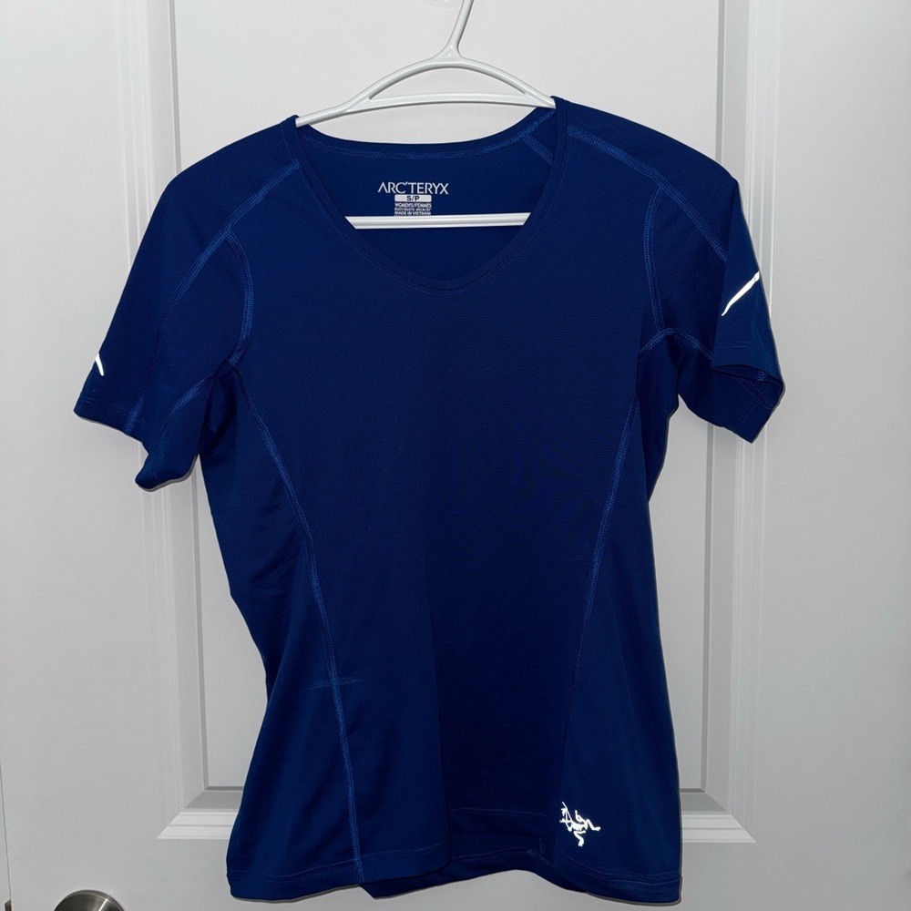 Arc'teryx Blue Fitted Short Sleeve T-Shirt